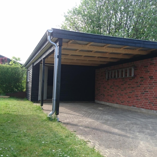  Carport